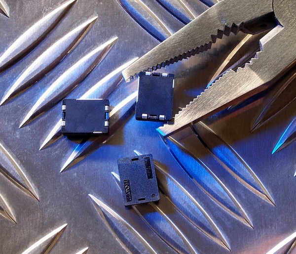 阿尔法工场: 托起中国手机的日本产业链 目前推