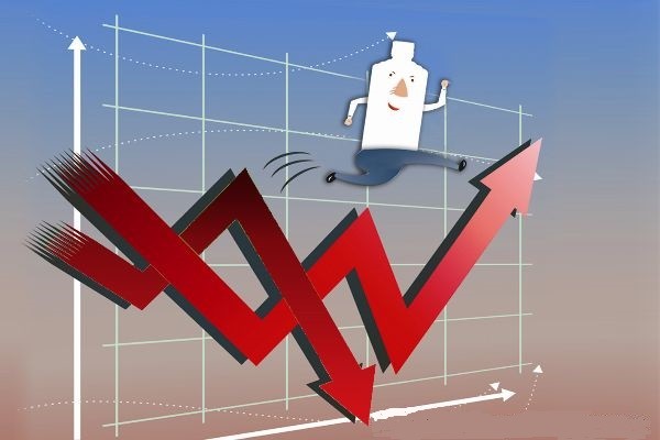 股肱良哉: 业绩回暖叠加旺季放量 白酒配置价值