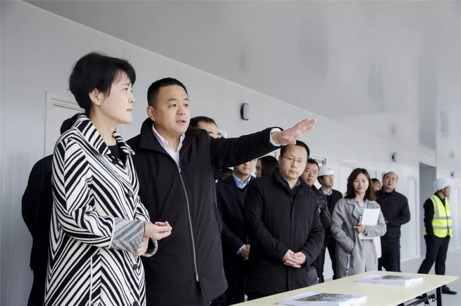 《成都市副市长敬静视察成都京东方医院建设工地》