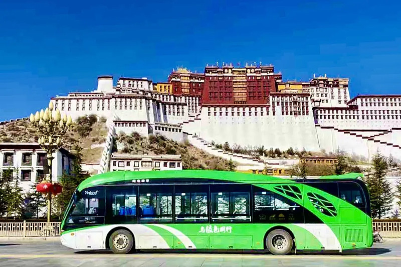 为高寒地区植绿银隆新能源公交现身西藏拉萨