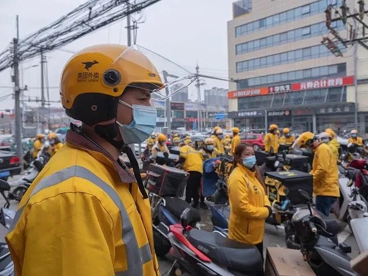 近1000万美团骑手,需要一个"骑手服务部"