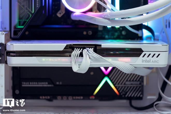 英特尔Linux显卡驱动迎优化，《怪物猎人》游戏初始加载时间减半 ...