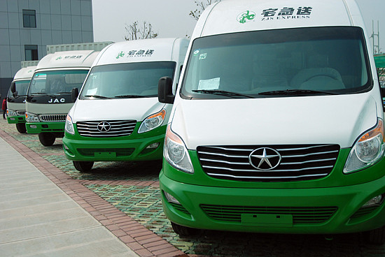 $江淮汽车(sh600418)$ 近日,江淮星锐在医疗车政采市场喜讯频频.