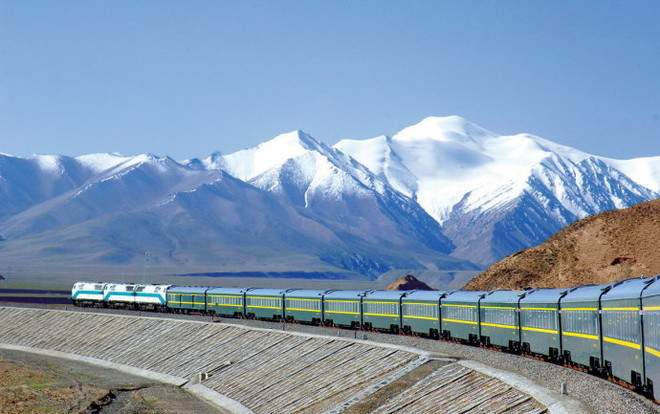 风景最好的高铁 147ce7740486a3f9ec710684.jpg!custom660.jpg