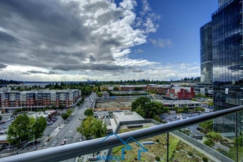 北美购房网:【西雅图】西雅图bellevue市中心广场东 2卧