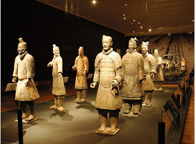 随手拍# 秦代兵马俑,欢度国庆! - 雪球