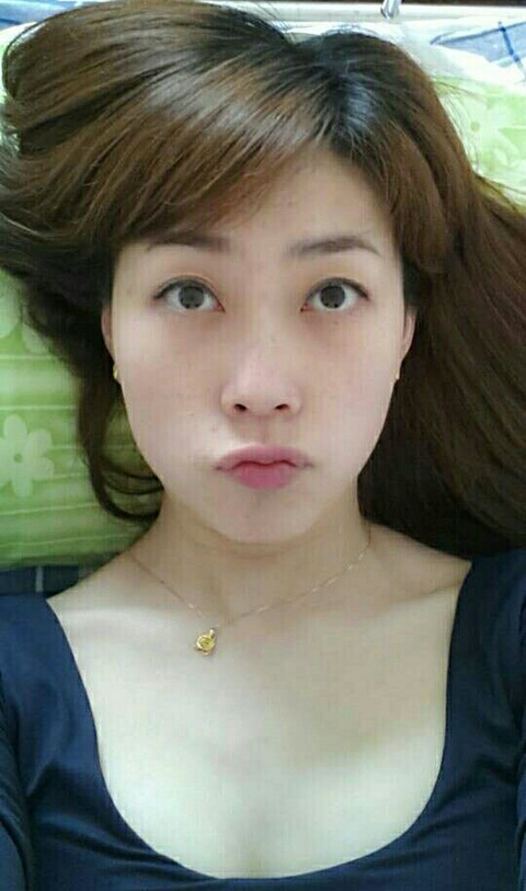 我那逆天的生物钟啊~~~翻个身,再狠狠睡,坚决不能屈服