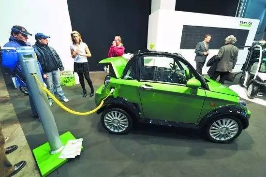 老虎证券: 最全内参 | 股市8月投资指南(附强势