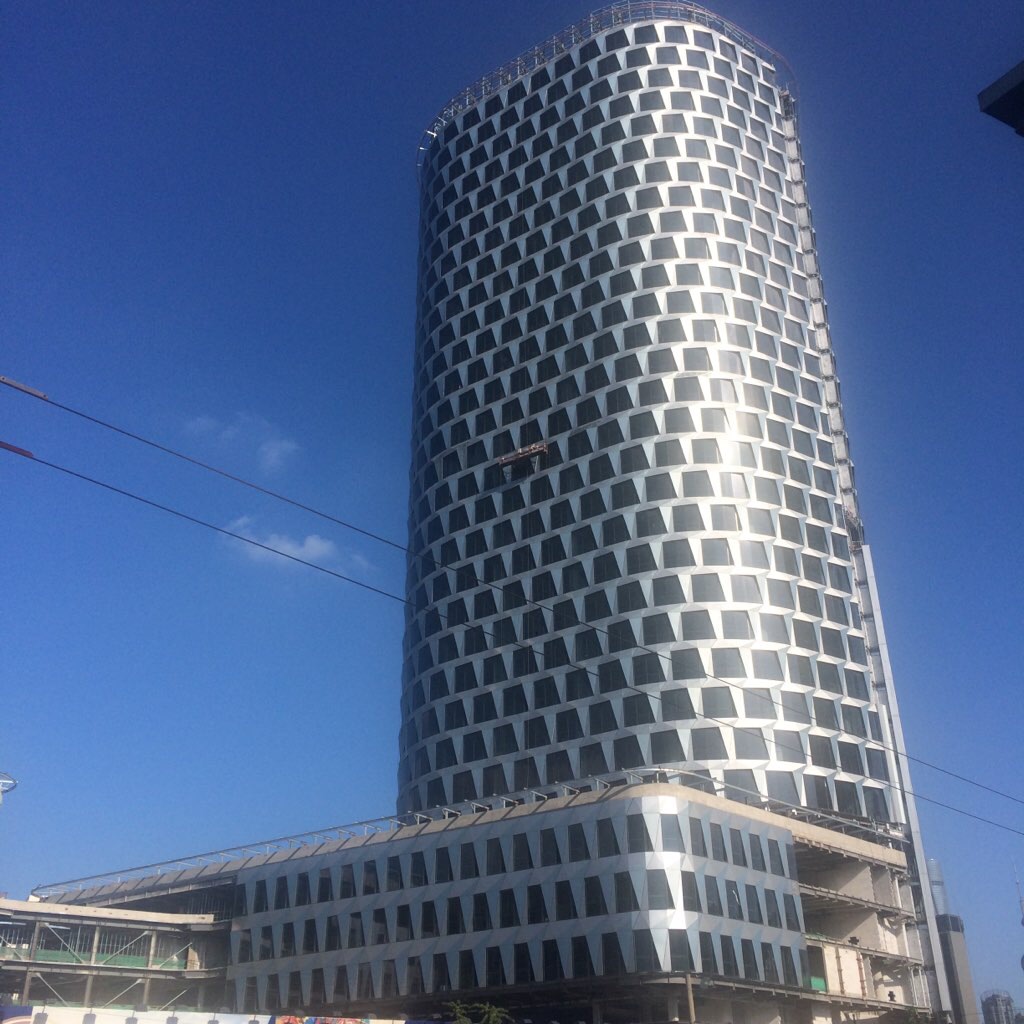 $金融街(sz000402)$ 海伦中心主楼基本完工,附楼在铺幕墙 - 雪球