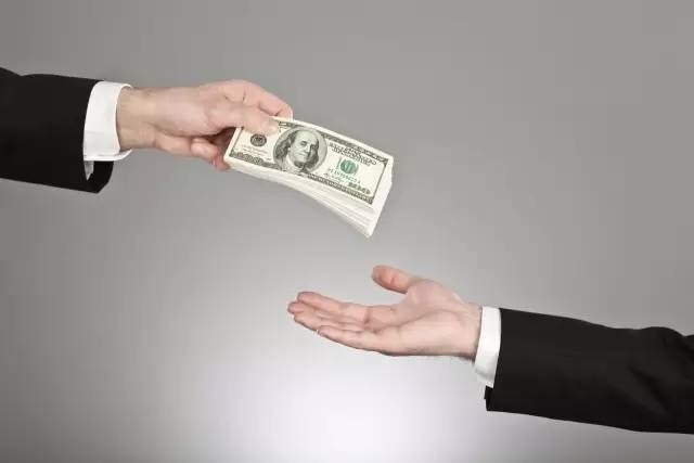 云财经: 2016年员工持股计划近半亏损,3.4万名