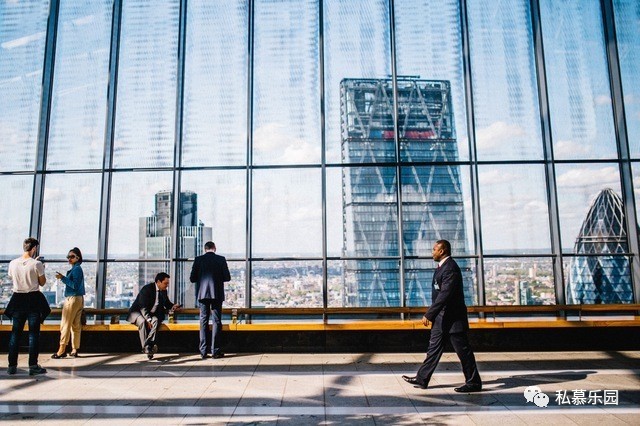 横: 说好一起做私募,你却转了公(私转公名单,