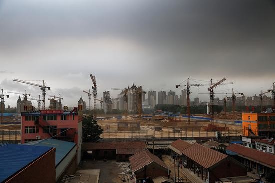 老鸟新手: 地产另类华夏幸福 一家借产业园东风