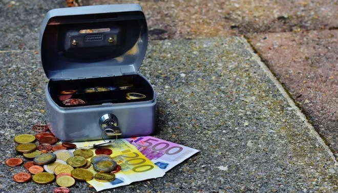 ETF财经奶爸: 如何用笨办法赚大钱 网页链接