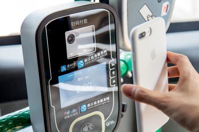 港股解码: 腾讯PK阿里,争夺公交出行支付市场