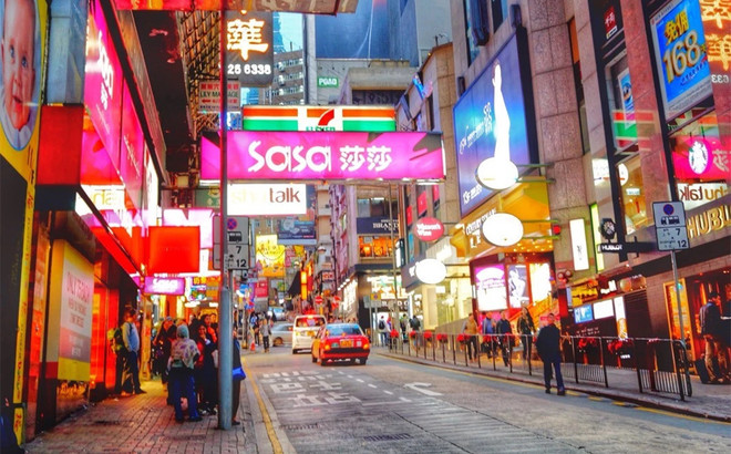 富国基金: 内部采访系列 | 港股恐高怎么办?张峰