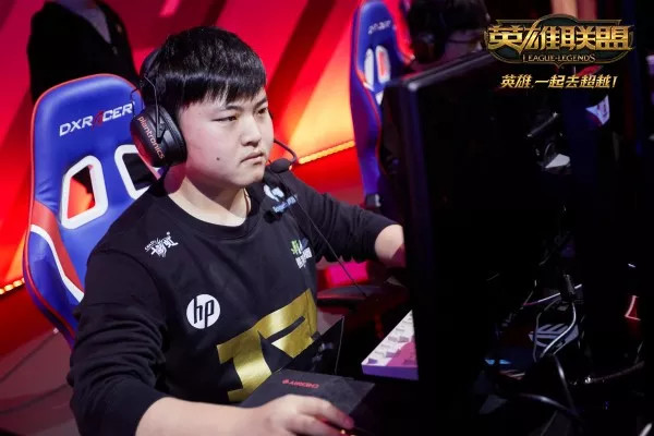 uzi最新比赛rng 16044c0d489112f93fea8ec9.jpg!custom660.jpg