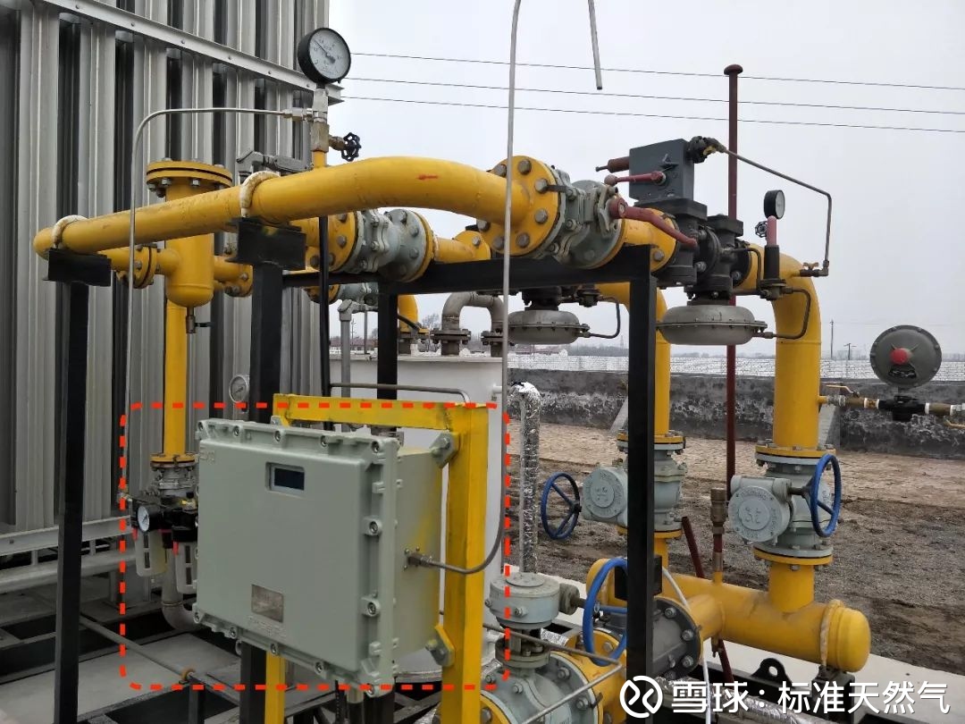天然气计量的正确方式，以后买卖天然气都这样结算我们知道天然气计量包括体积计量、质量计量和能量计量3 种方式。 天然气 体积计量仪表包括孔板流量计、涡轮流量计、超声波流...