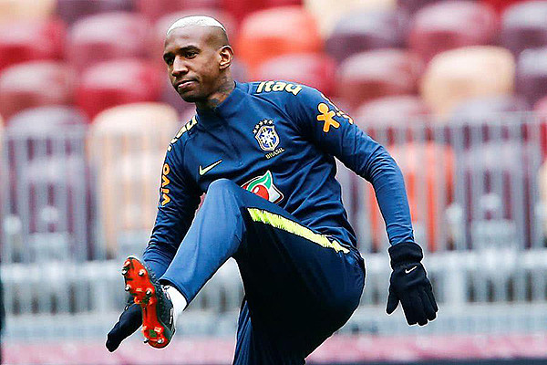 塔利斯塔加盟恐因经纪人补偿恒大将签外援前锋