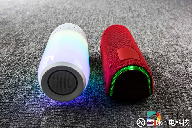 抖音网红音箱索尼XB31对标JBL Pulse3,谁才是