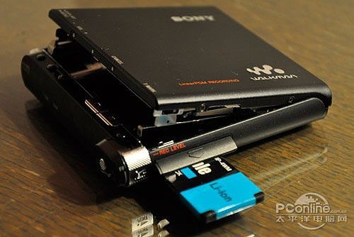 细数Walkman的前世今生 2014-03-11 PConline 1. Walkman品牌历史回顾聆听音乐在现代社会中已经成为许多人日常 ...