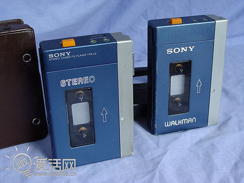 回味Walkman：人性和科技的双面原声带 2012-10-26 爱活网 Intro 安详的退出两年前的10月22日，索尼正式宣布停产 ...