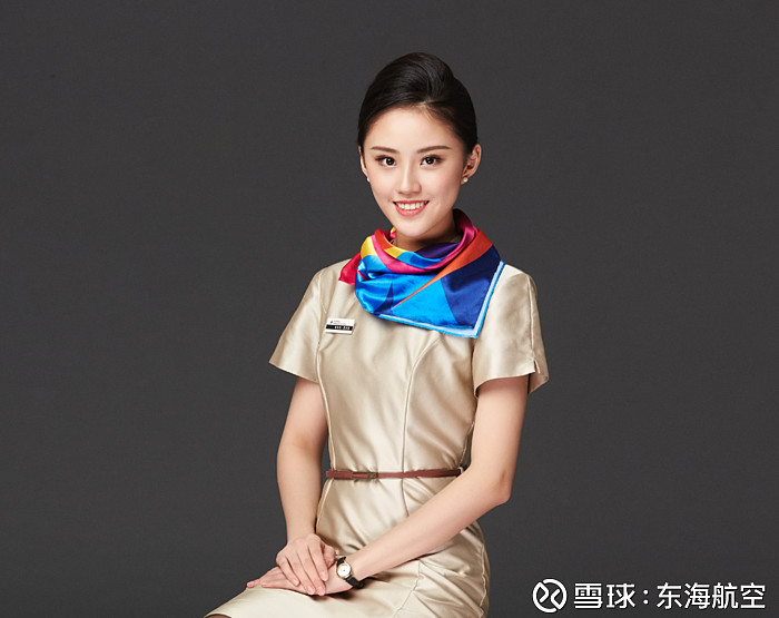 爆红!东海航空走出中国最美空姐,网友:气质秒杀众女星