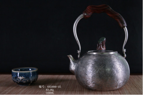 壶途工匠：探索手工银壶的发展历程
