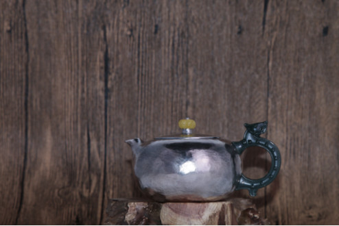 壶途工匠：探索手工银壶的发展历程