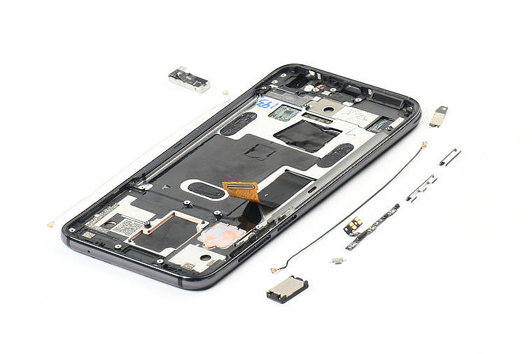 散热处理出众,屏下配备多个感应模块,魅族 16th 拆解