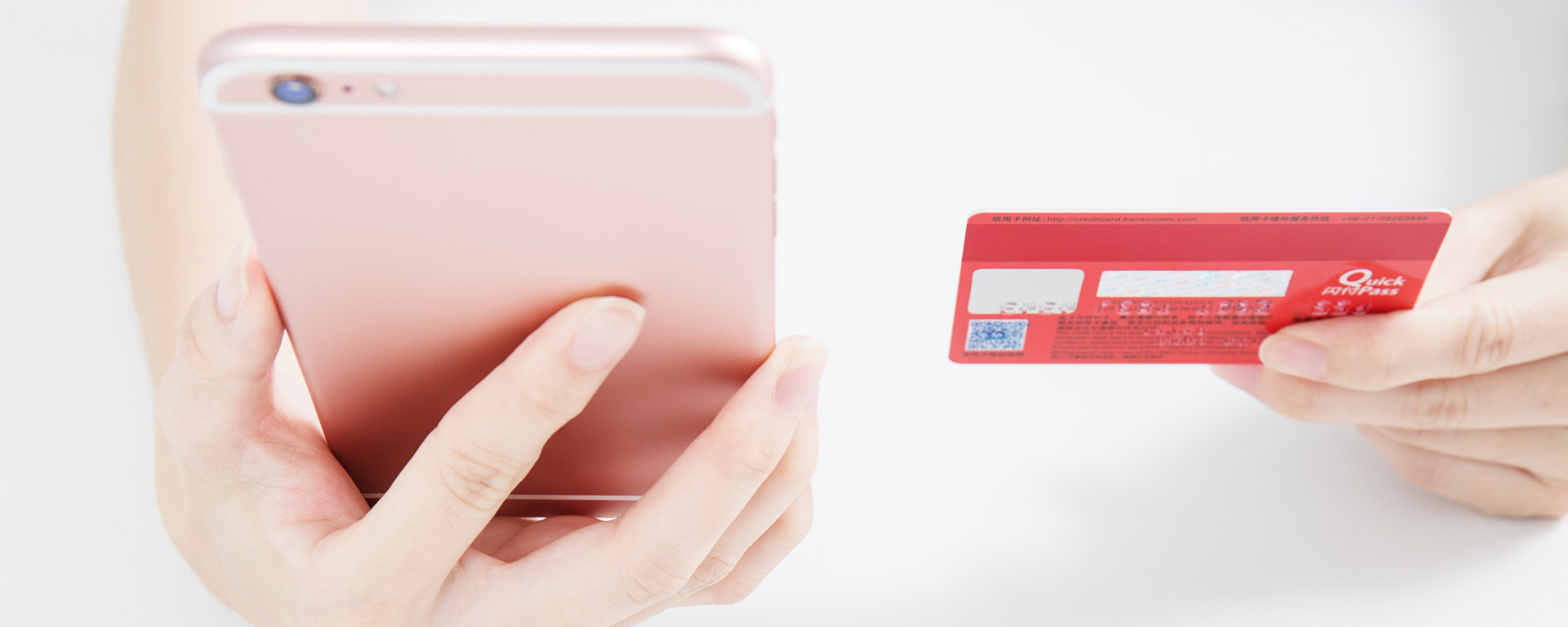 为什么信用卡取现要手续费，而储蓄卡不用？ 相信大家都知道，信用卡取现是要收取手续费的， 而且手续费还不低，一般取现的手续费是0.5%-1%之间，而储蓄卡 取现是不用...