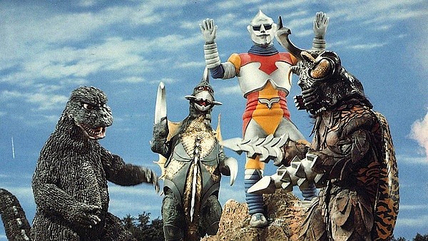 《哥斯拉对美加洛》第二次特摄热潮的崛起大约是由1971年的英雄特摄