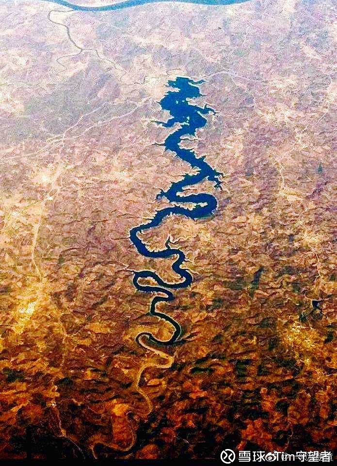 奥德莱蒂河(odeleite),又名蓝龙河,位于葡萄牙东南部和西班牙交界的