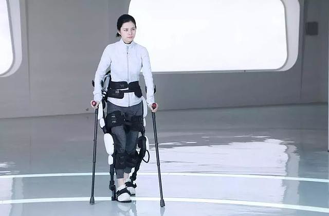 100000台手术,机器人医生在中国走红 文/ 韩璐 编辑/ 谭璐"医生,你