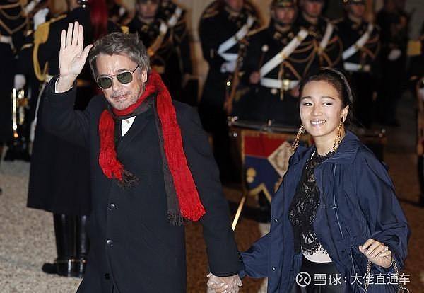 半百巩俐再婚71岁法国人 富豪前夫破产后被抛弃张艺谋夺走第一次53岁巩俐又结婚了 牵71岁法国男友现身53岁 中国女星巩俐因演出周星驰多部电影 在国际上拥有高知名度 去年更在国际大导演 半百巩俐再婚71岁法国人 富豪前夫破产后被抛弃张艺谋夺走第一次53岁巩俐又结婚了 牵71岁法国男友现身53岁 中国女星巩俐因演出周星驰多部电影 在国际上拥有高知名度 去年更在国际大导演