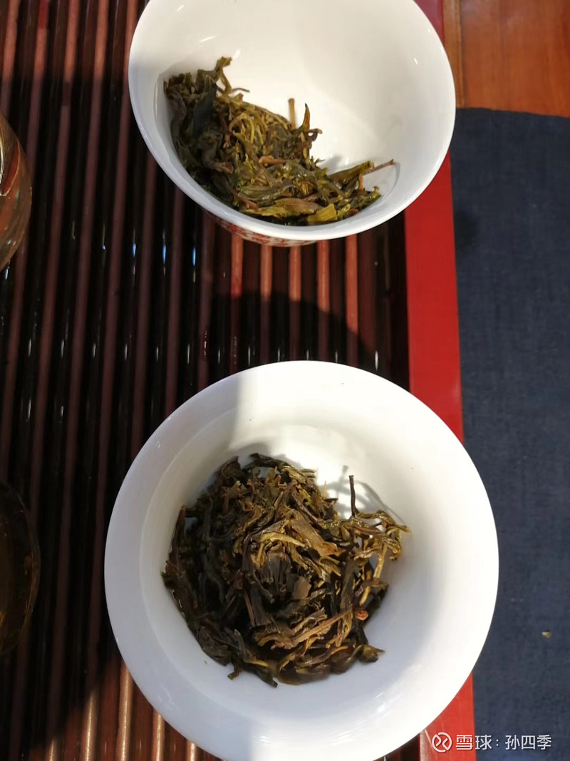 矮纸斜行闲作草,晴窗细乳戏分茶