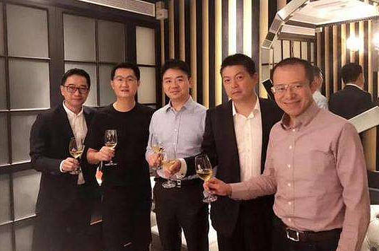 阿里与腾讯京东线上线下史苏宁走了不一样道路