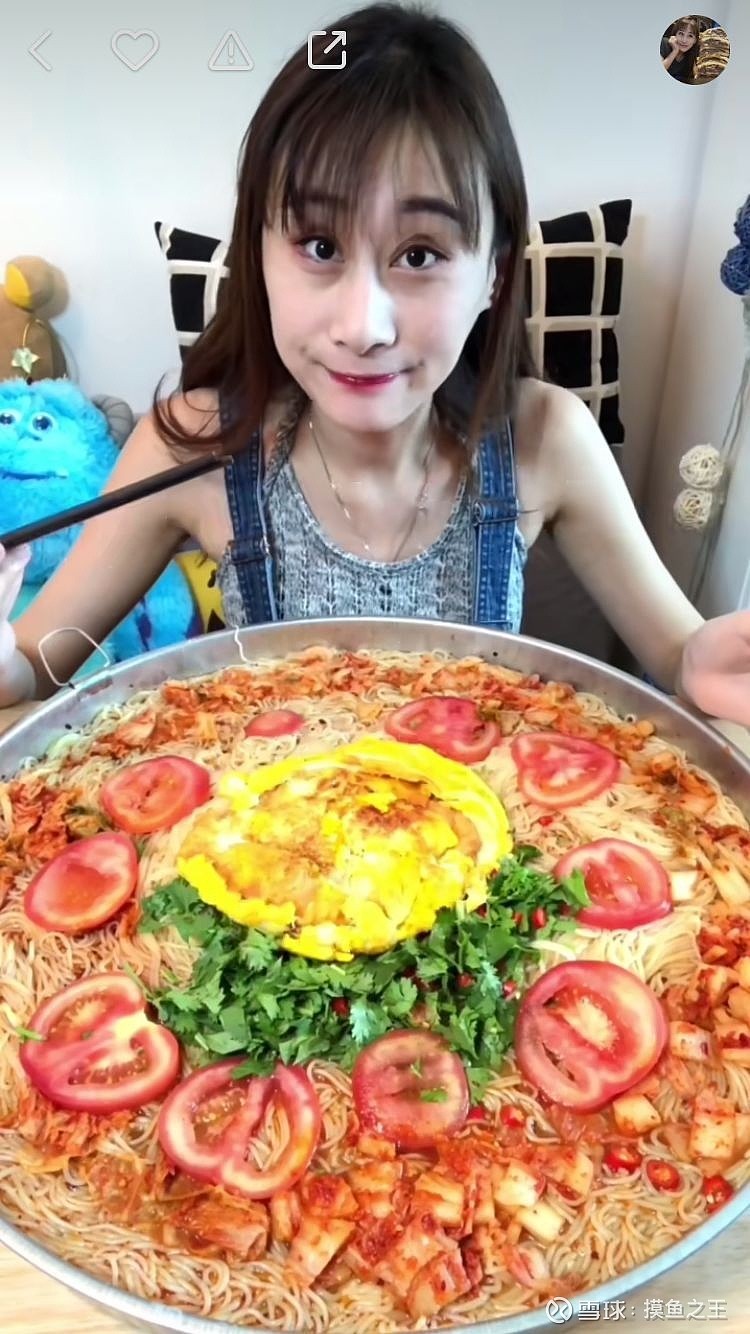 我一周吃六七十斤食物,定期打瘦脸针 两年前,因为一场偶然的大胃王