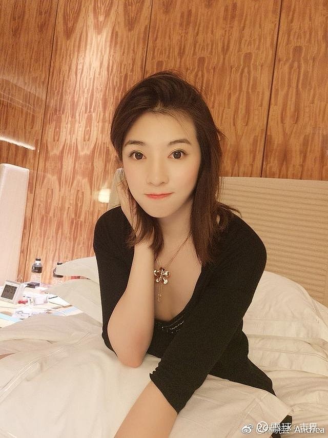 她是真正超级白富美23岁接掌亿万资本帝国今身家80亿