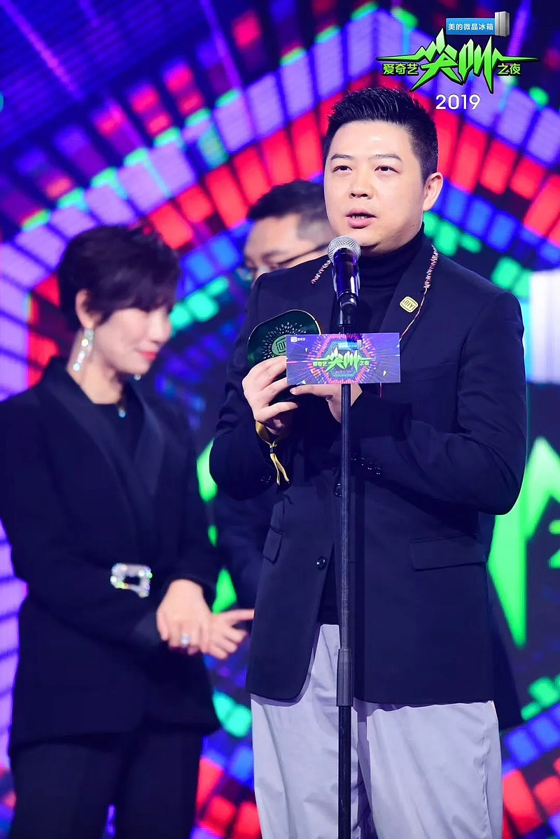 他引起了数次"全民疯狂" 2019中国商业最具创意人物100之姜滨 爱奇艺