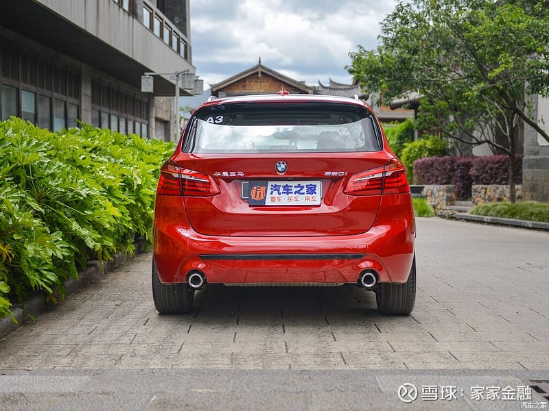 不仅是品牌与运动,宝马旅行车实用也优秀,养车较实惠