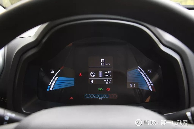 花有重开日车能再少年试驾江淮iev6e青春版