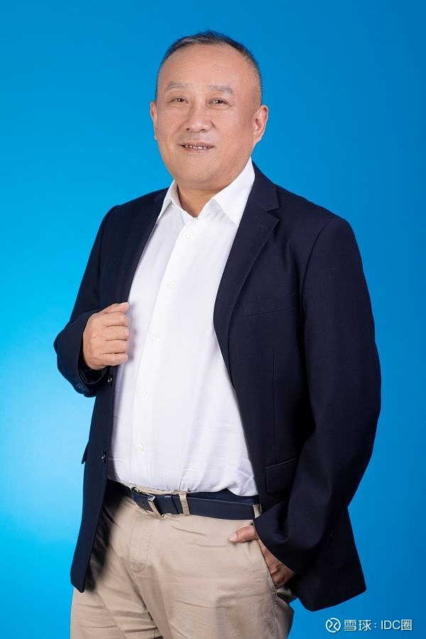 中云信CEO丁一:定制化是IDC服务客户的“攻坚利器” 随着云计算、大数据、人工智能的快速发展,移动数据的需求呈现出爆炸式增长,越来越多的设备 ...