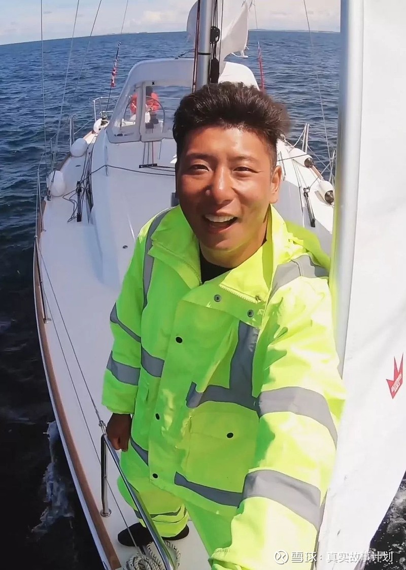 在抖音,穿越死亡之海的男人 34岁这年,韩啸卖掉一处在成都的房产,远赴