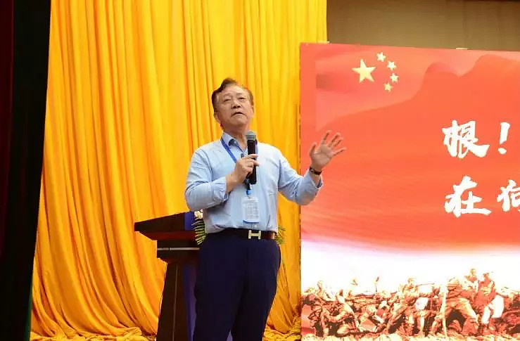 贵州益佰原董事长叶湘武又离了,小娇妻是80后,与自己的女儿同岁 咋又离了呢?!贵州益佰原董事长、景峰医药实控人叶湘武的第二段婚姻再一次走到了 ...
