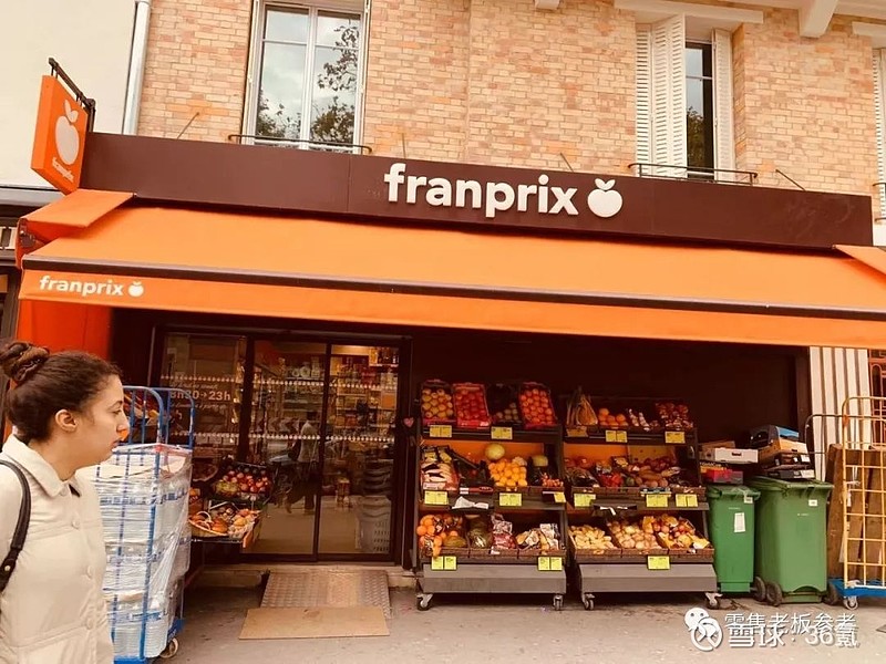 除了前述大卖场,水果摊连锁超市,便利店外,街头巷子的生鲜集市,或许是