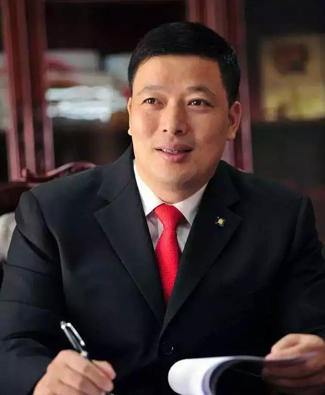 总值:1050亿元排名:13位年龄:48陈建华,范红卫夫妇其中值得关注的是