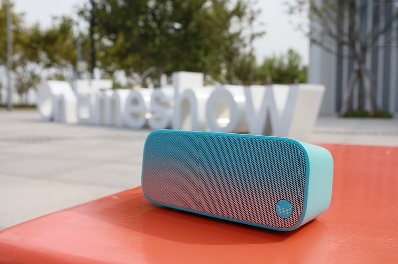 天猫精灵in糖变身时尚新贵同质化的智能音箱再现生机