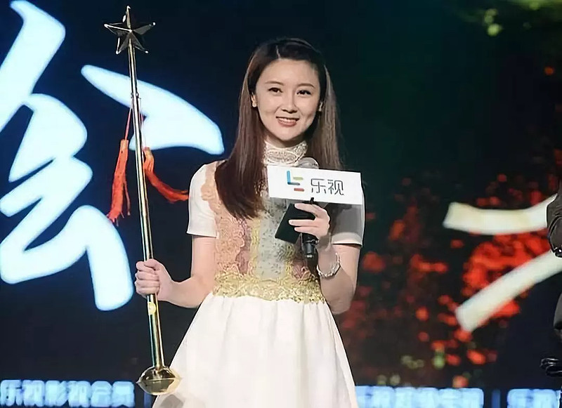 中国互联网离婚史 文|陈兰编辑|封成1999年,上海男人邵亦波站在事业