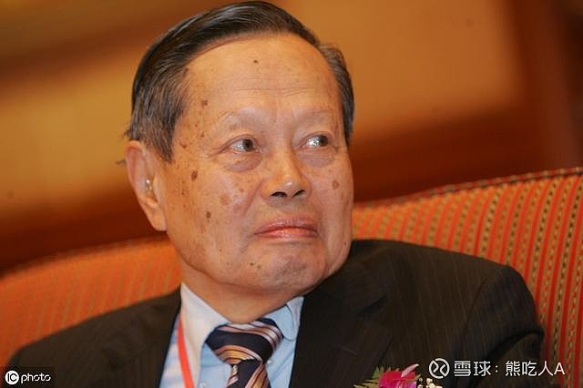 克纯),振"排行,杨武之有四子一女,该为"振"字辈:杨振宁,杨振平,杨振汉