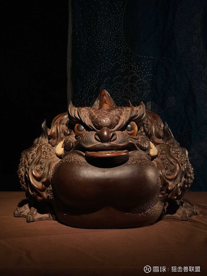 金蟾 大师级紫砂金蟾,全手造物,口含金钱,脚踩元宝,形象丰满,生动霸气